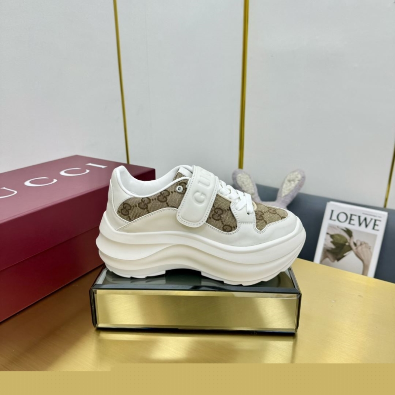 G*u*i casual shoes